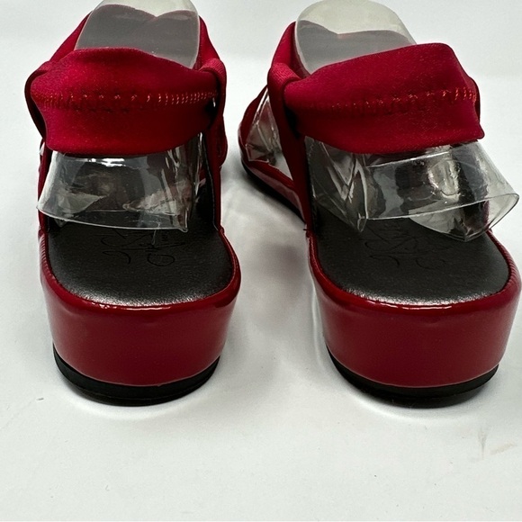 Life Stride Soft System flex red Elastic Strappy Sandals size 9.5W - Picture 5 of 7
